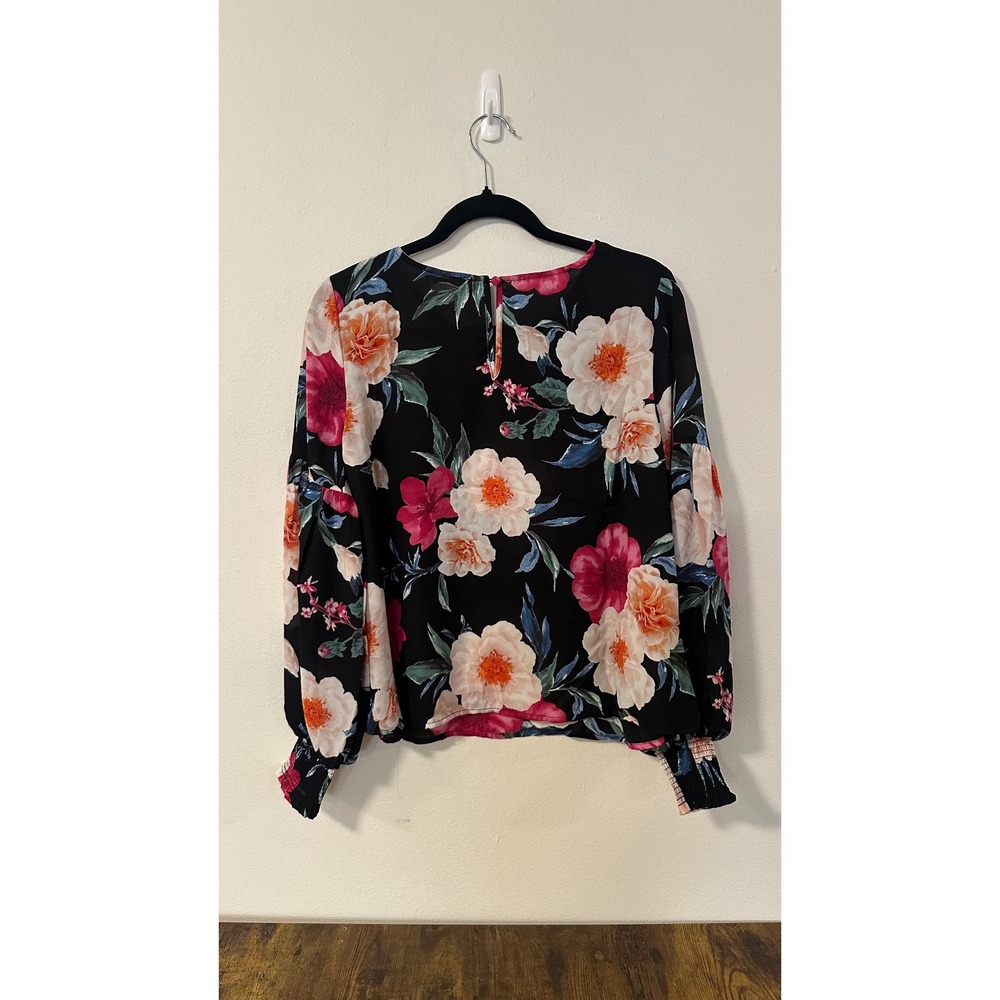 Blu Pepper Women Black Floral Balloon Sleeve Smocked Cuff Blouse Large NWT - Picture 2 of 3